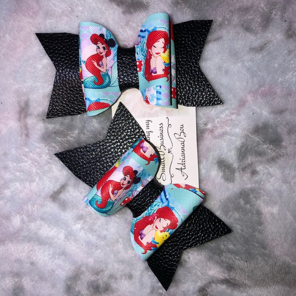 Hair bows